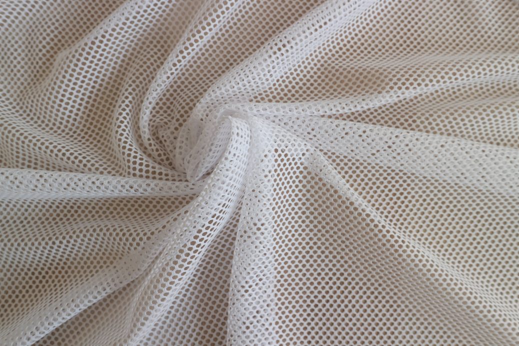 White mesh netting fabric - 1.4m remnant